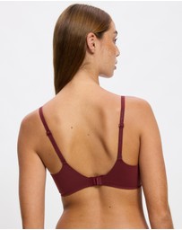 Calvin Klein - Perfectly Fit Lace Push Up Plunge