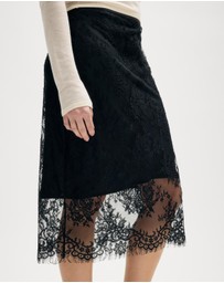 Minima Esenciales - Aisla Lace Midi Skirt