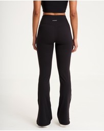 All Fenix - ALLFENIX CloudCore Contrast Flared Legging