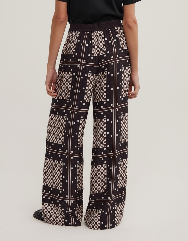 Witchery - Flat Front Scarf Pants