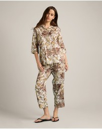 Papinelle - Karen Walker Lilies Crop PJ