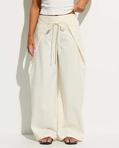 Dazie - Toni Relaxed Linen Blend Barrel Leg Pants