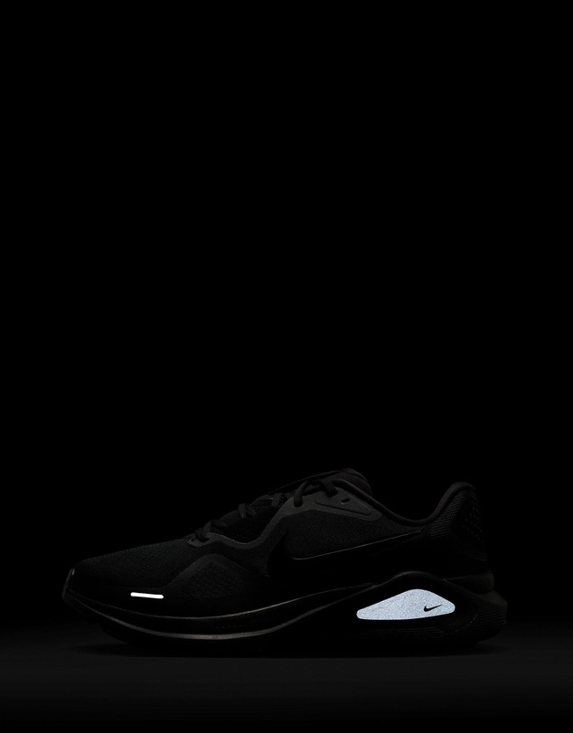 Nike - Nike Structure 26 - Men's