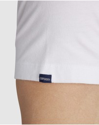 Superdry - Essential Logo Embroidered Slim Fit Tee
