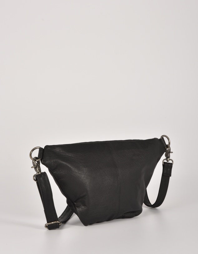 Cobb & Co - Dickson Leather Crossbody Bag
