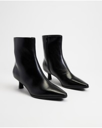 Atmos&Here - Lennox Leather Ankle Boots