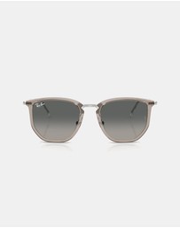Ray-Ban - RB4451