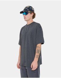 PYRA - Drive Oversized Tee