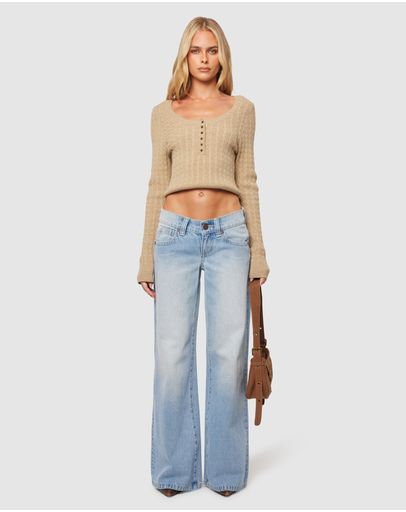 Kaia Worn