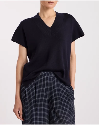 David Lawrence - Laverne Merino Knit Vest