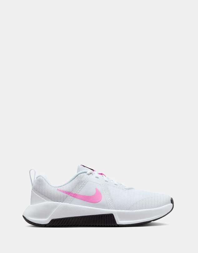 Nike - MC Trainer 3 - Women's