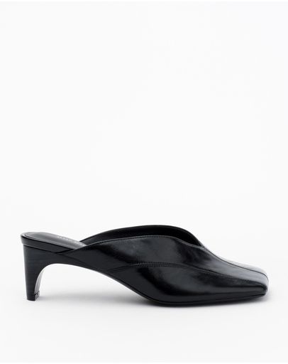 Black Oily Crinkle Leather