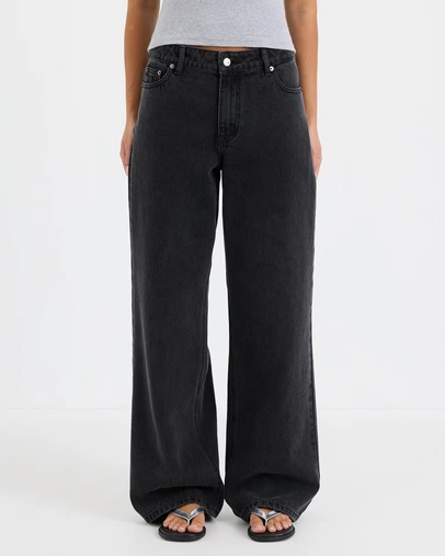 Calli - Cara Cinch Waist Mid Rise Relaxed Jeans