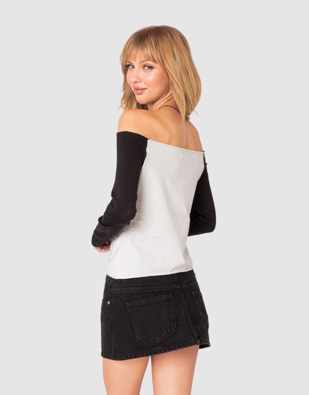 EDIKTED - Tom Off Shoulder Top