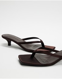 Atmos&Here - Oceane Satin Kitten Heel Sandals