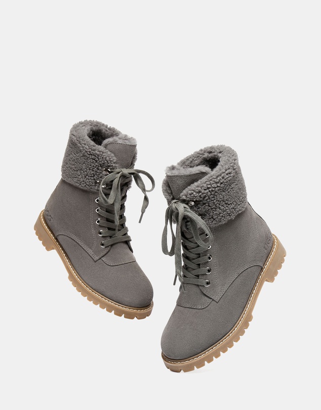 EVERAU - Australian Shepherd Ugg Mina Cow Suede Upper Martens