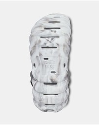 Crocs - Echo Clogs - Unisex