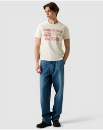 GUESS Originals - GUESS Originals Auto Repair Muscle T-Shirt