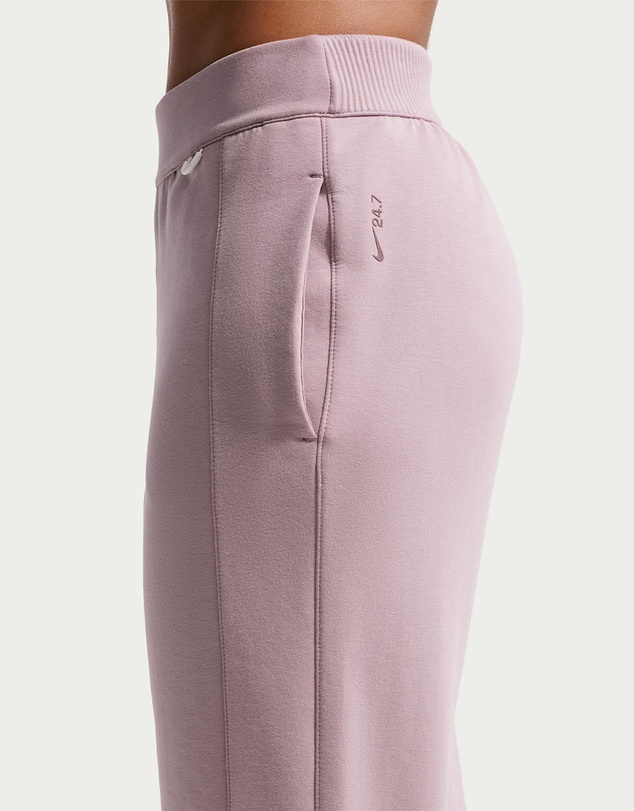 Nike - 24.7 ImpossiblySoft Dri-FIT Mid-Rise Joggers