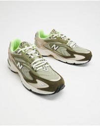 New Balance - 725v1 - Men's