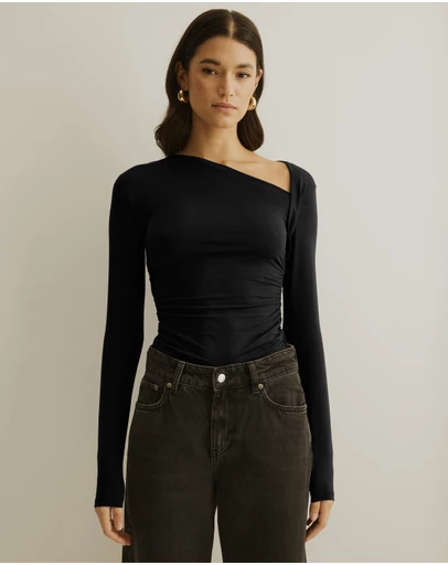 Atmos&Here - Asymmetric Long Sleeve Top