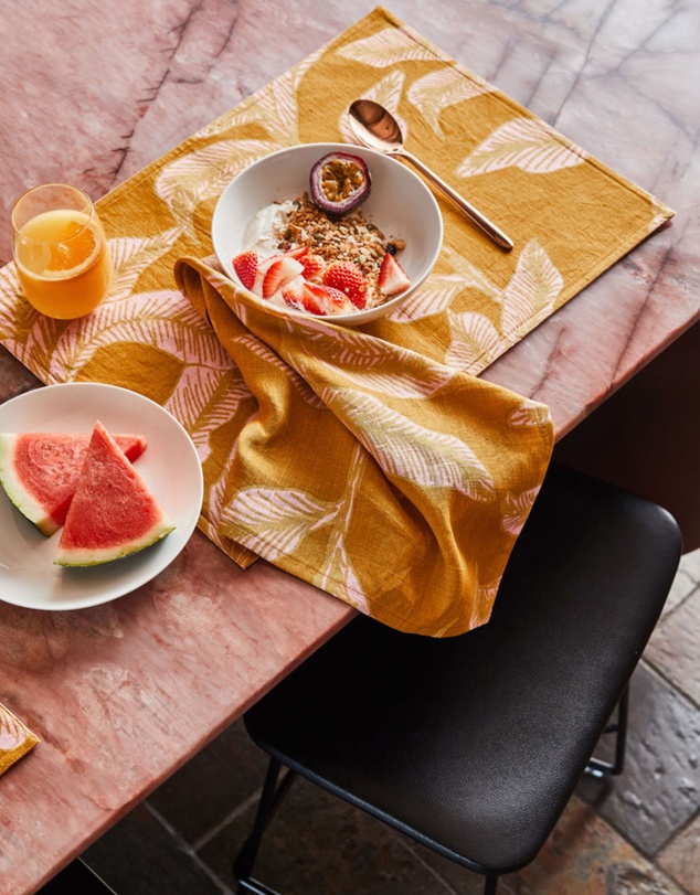 Mosey Me - Meridian Gold Placemat Set