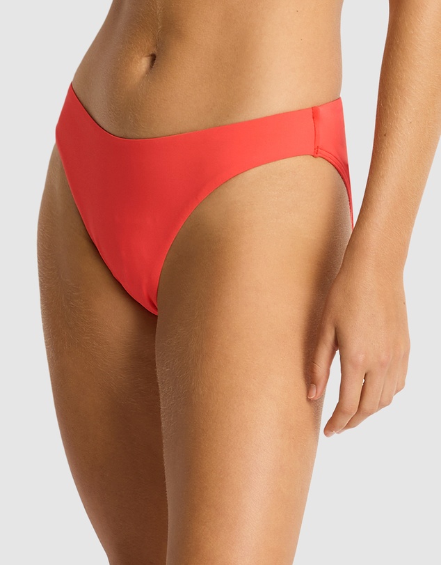 Sea Level Australia - Essentials Edit Sporty Mid Pant