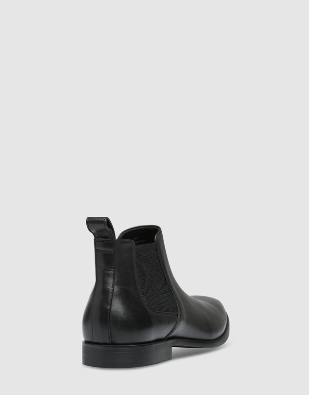 yd. - New York Chelsea Boot