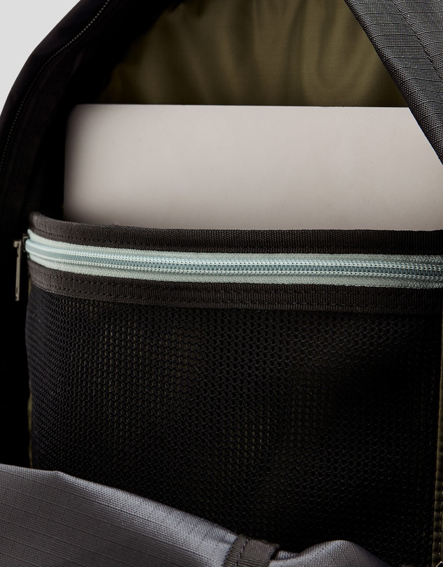 Kathmandu - Axon Everyday Backpack - 18L
