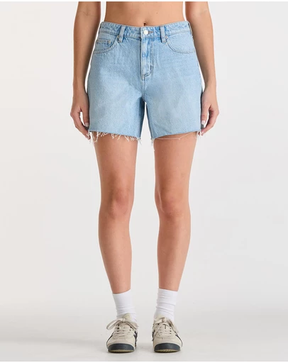 Lee - Mid Straight Shorts