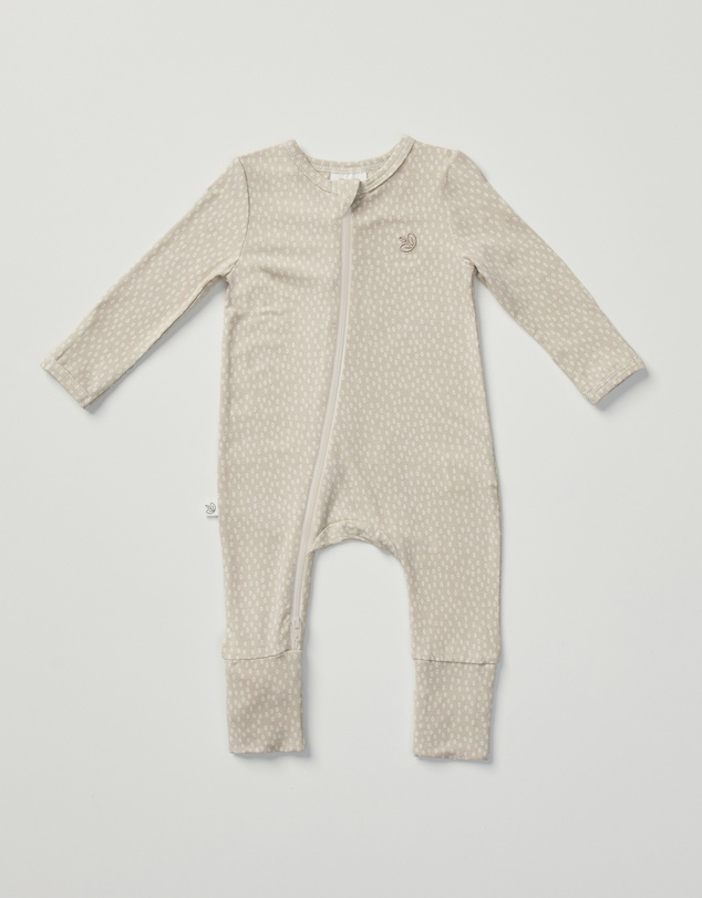 Grow Kindly - Warm Zippee Baby Romper in Oat Little Pod (0.5 TOG)