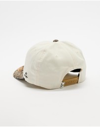 Birds of Condor - Oskaka Camo Snapback Realtree