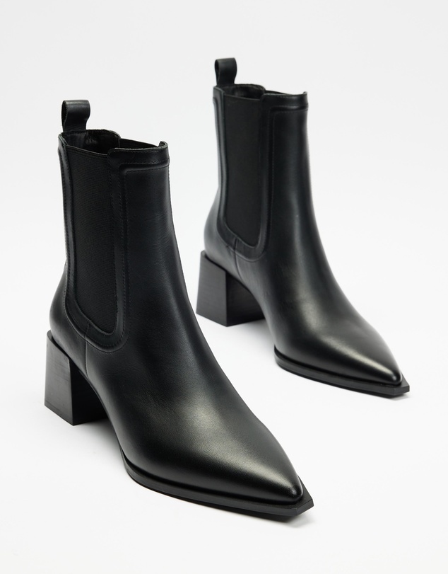 Atmos&Here - Elsa Leather Ankle Boots