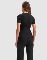 TALA - 365 Sculpting Lounge T-Shirt