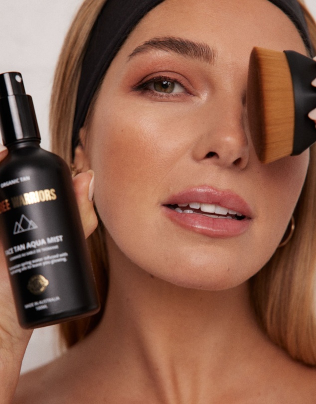 Three Warriors - Beauty Buff Brush