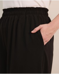 Atmos&Here Curvy - Flora Wide Leg Pants