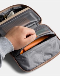 Bellroy - Hanging Toiletry Kit