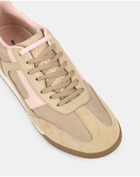 Hush Puppies - Finale