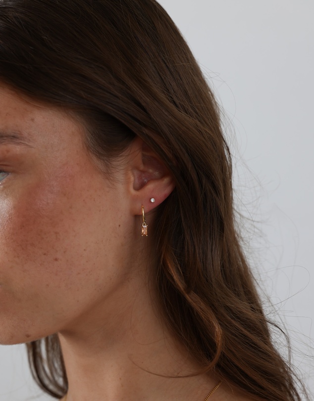 Pastiche - Vera Huggies Earrings- Gold plated 925 silver -Rose stone