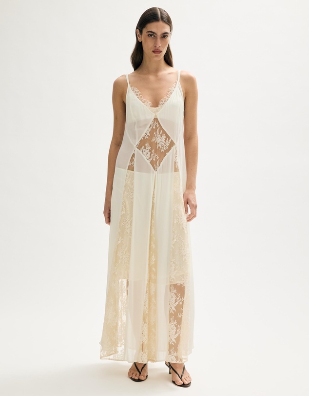 Minima Esenciales - Aisla Lace Insert Maxi Dress