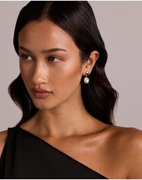 Michael Hill - Baroque Cultured Freshwater Pearl Drop Dome Earrings in 10kt Yellow Gold