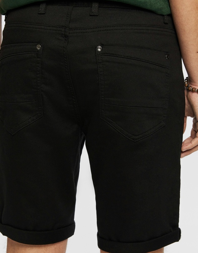 yd. - Herston Reg Short
