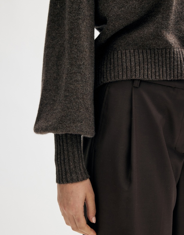 Minima Esenciales - Rian Wool Cashmere Funnel Neck Jumper