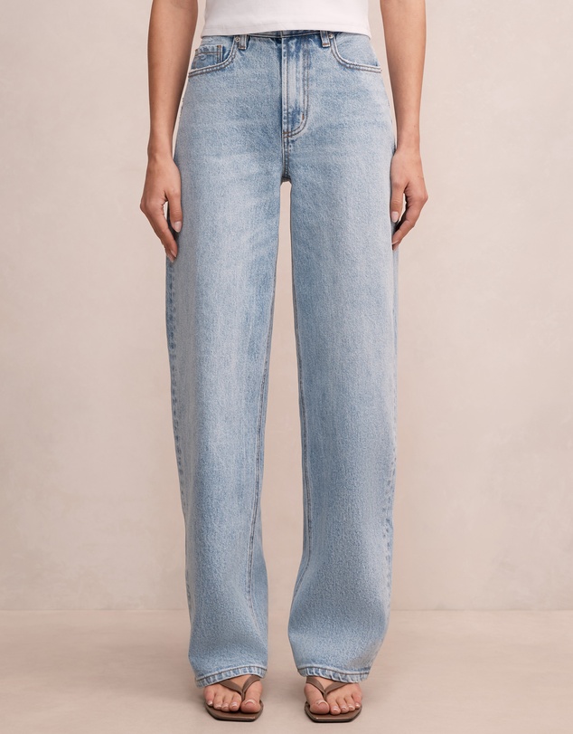 Forever New Petite - Nicki Mid Rise Straight Jeans