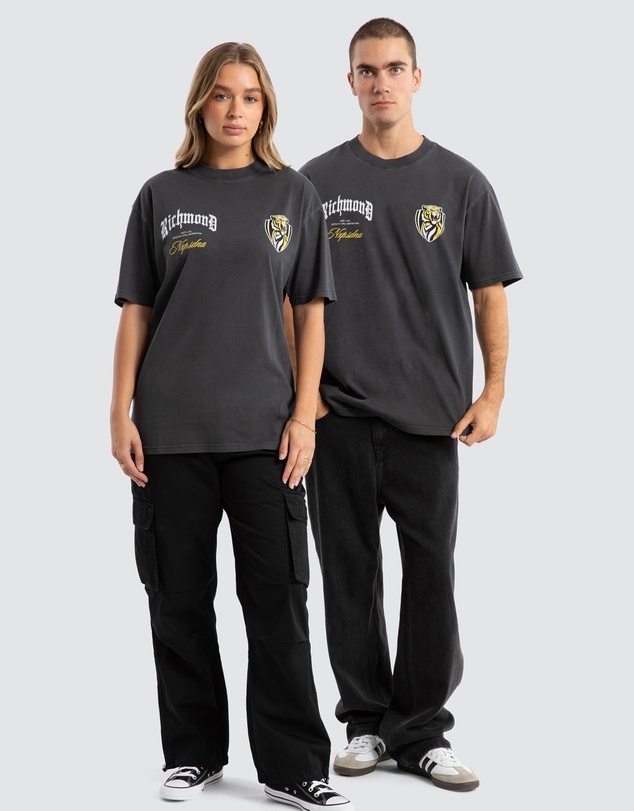 Nena & Pasadena - Richmond Vintage Goth Tee