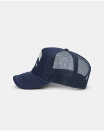 Les Deux - Basketball Player Trucker Cap
