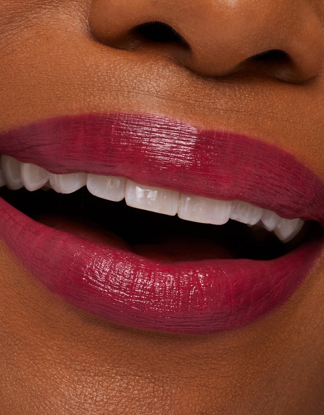 MAC - MACXIMAL Sleek Satin Lipstick Maraschino, Much?