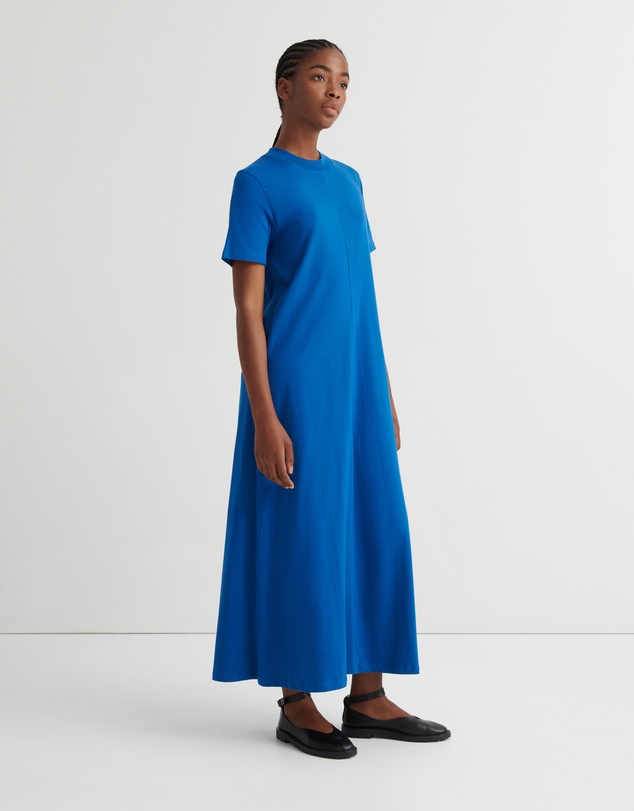 Kowtow - Topic Dress