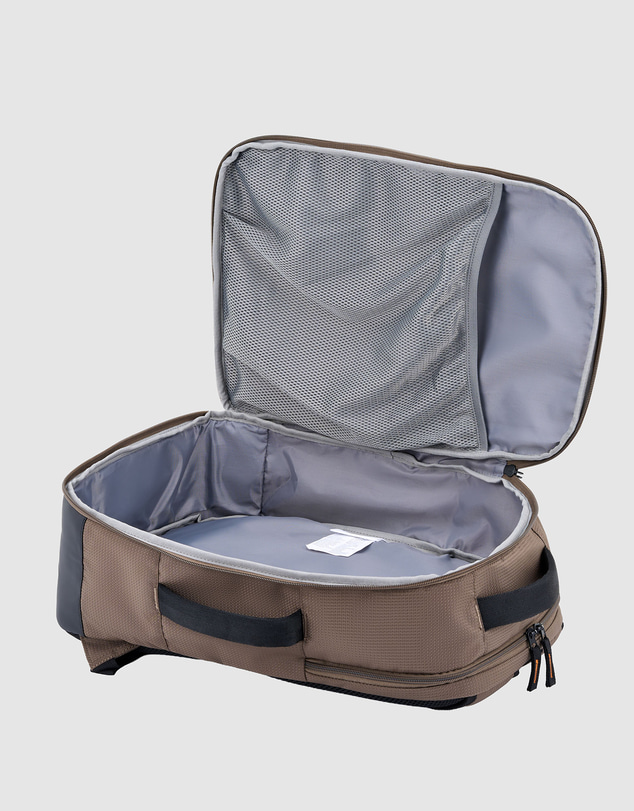 High Sierra - Ultimate Access 4 Dlx 16'' Laptop Travel Backpack