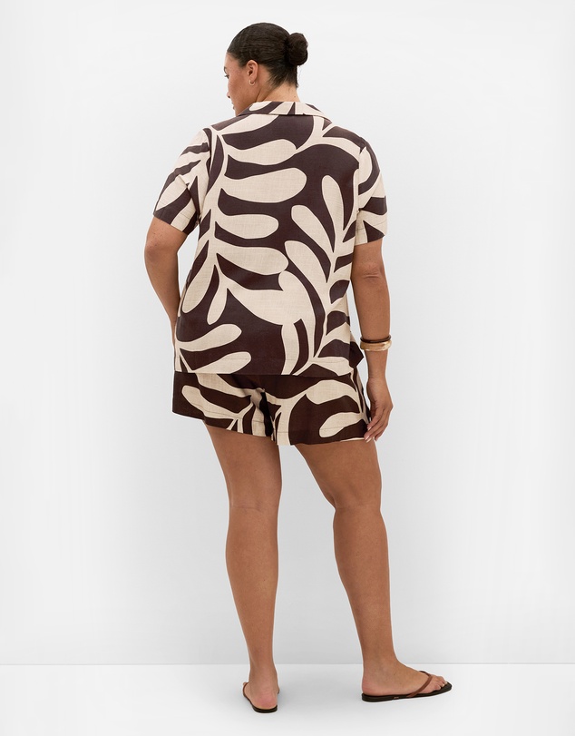 City Chic - Plus size Taranto Print Shirt - chocolate